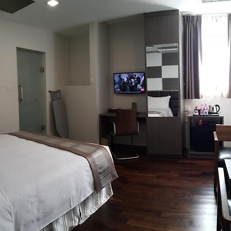 Hotel Parami Yangon Luaran gambar