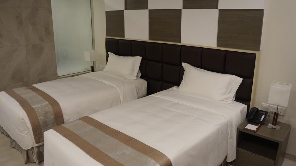 Hotel Parami Yangon Luaran gambar
