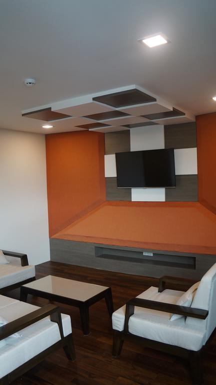 Hotel Parami Yangon Luaran gambar