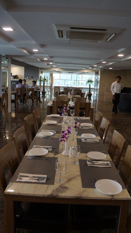 Hotel Parami Yangon Luaran gambar