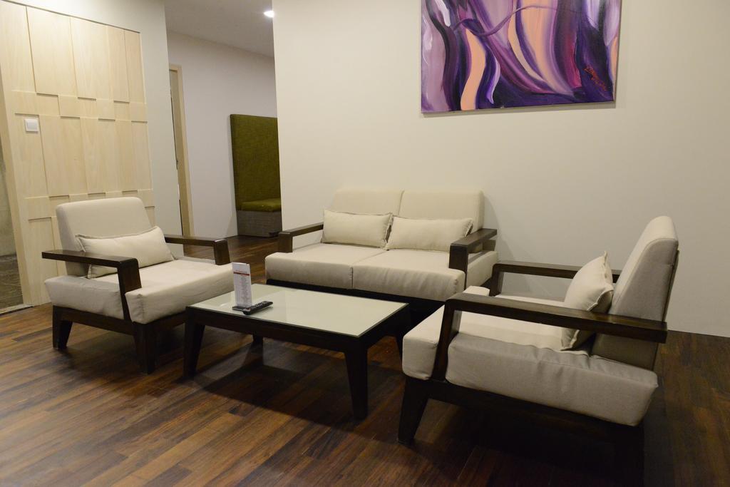 Hotel Parami Yangon Luaran gambar