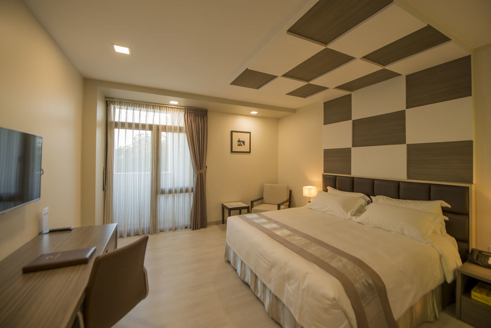 Hotel Parami Yangon Luaran gambar