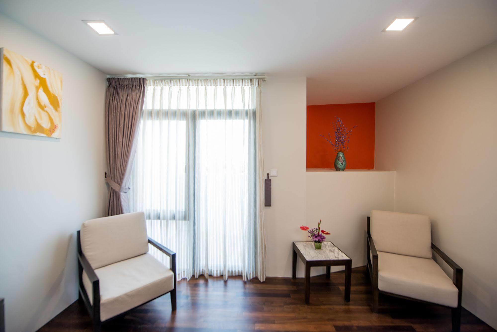 Hotel Parami Yangon Luaran gambar